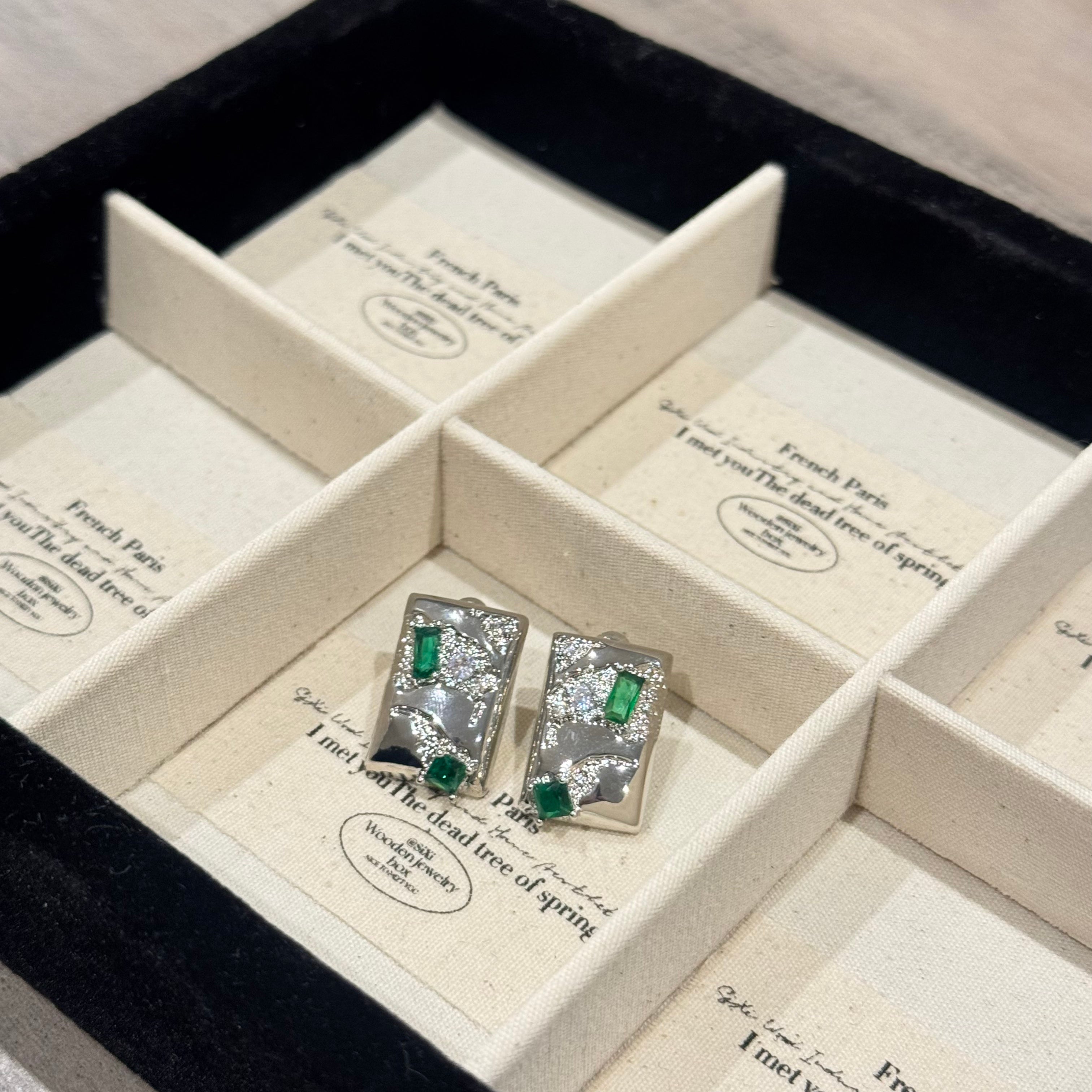 EMERALD REVERIE EARRINGS