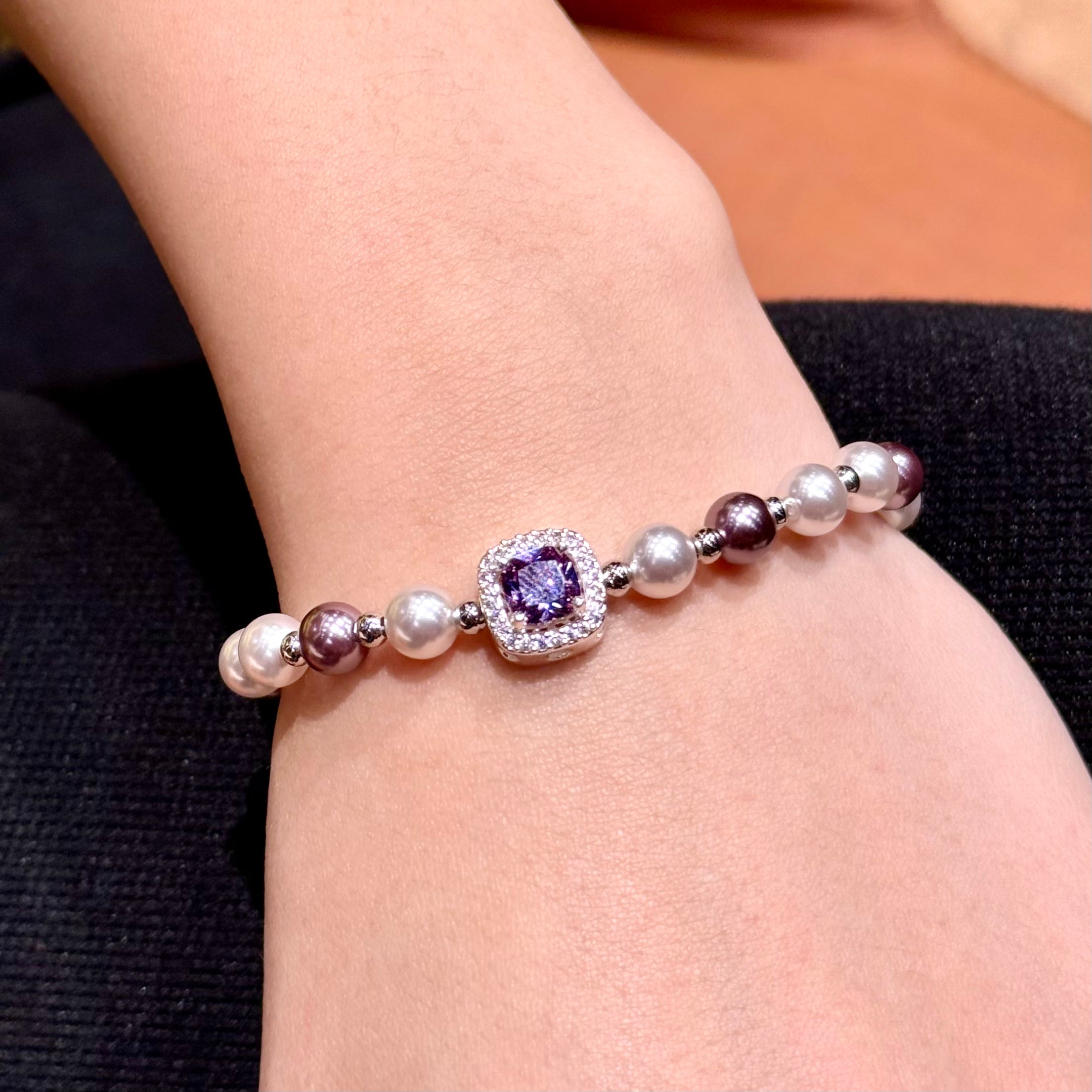 AMETHYST KISS BRACELET