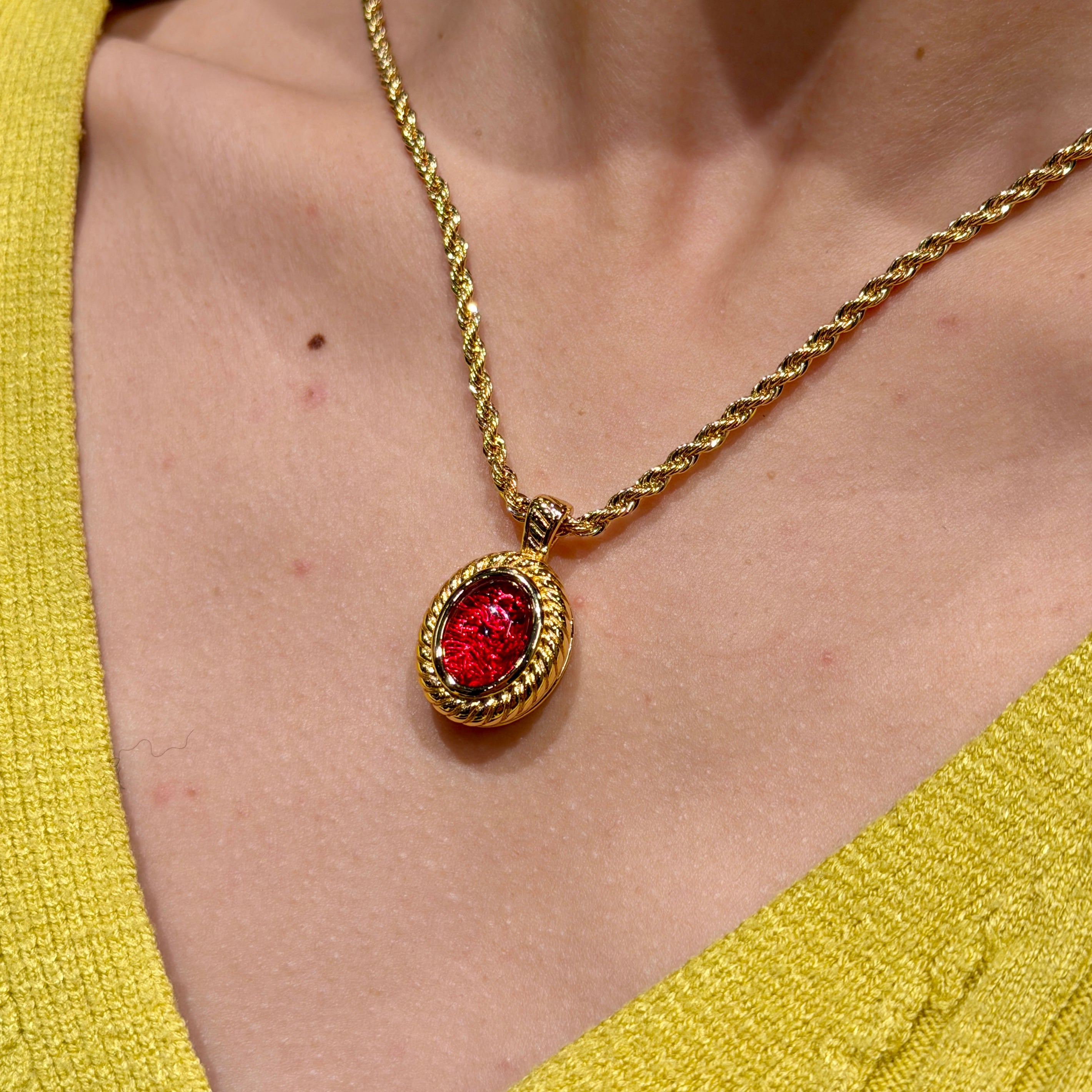 CRIMSON FLAME NECKLACE