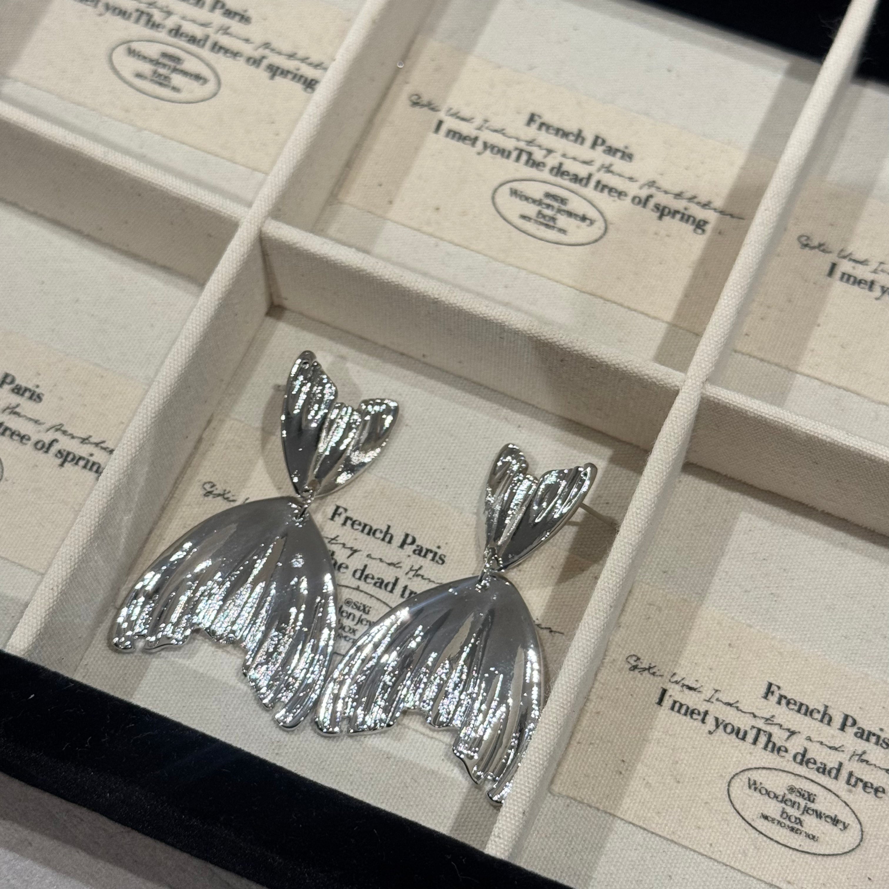 SILVER SERENADE EARRINGS