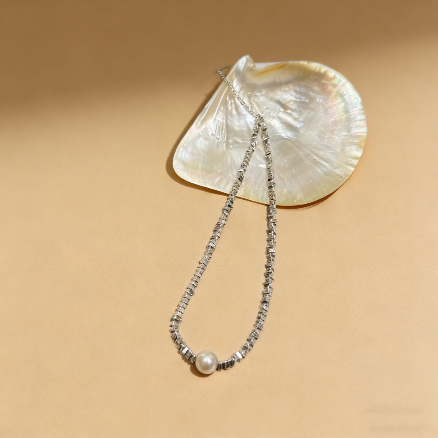 LUNA GRACE NECKLACE
