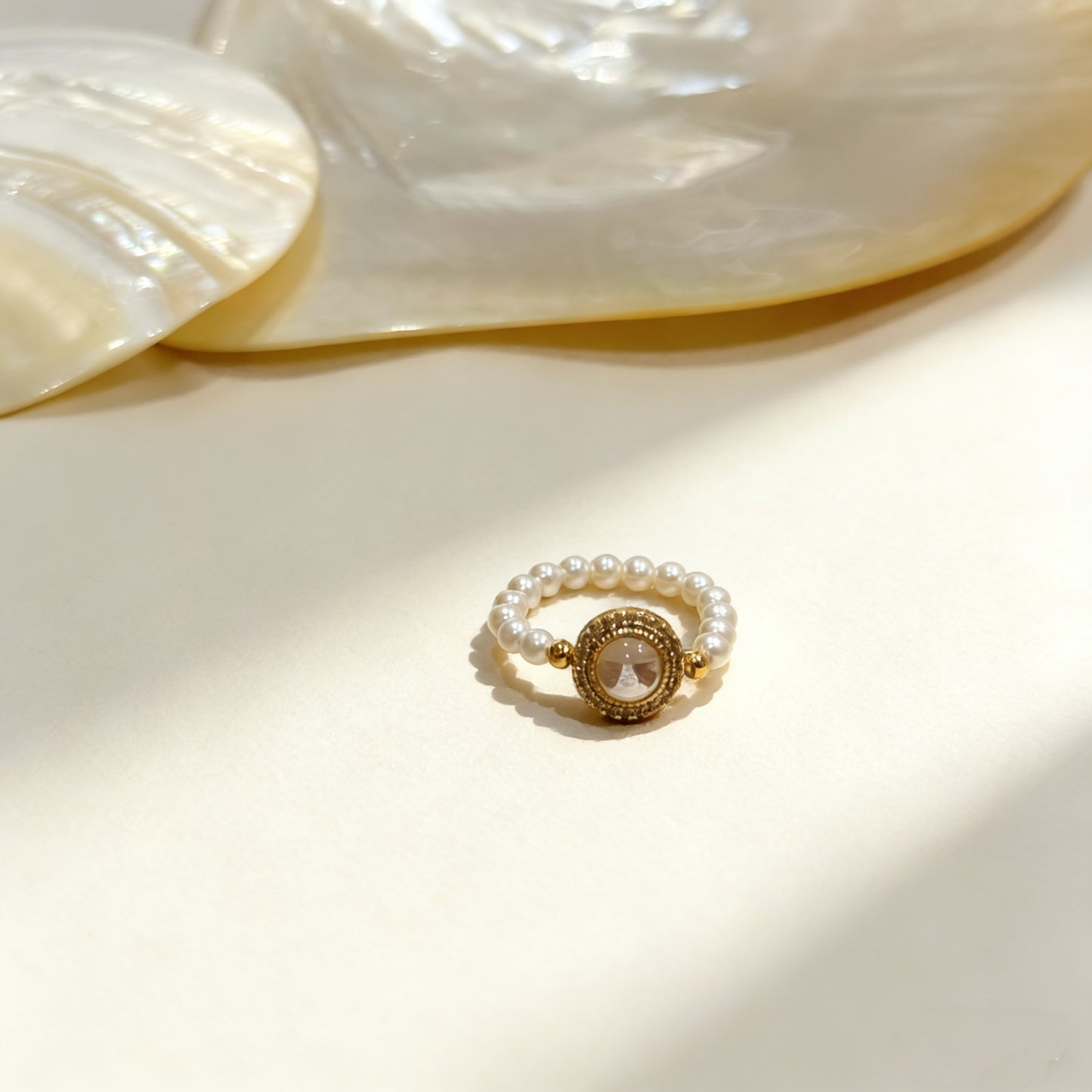 SOLAR PEARL RING