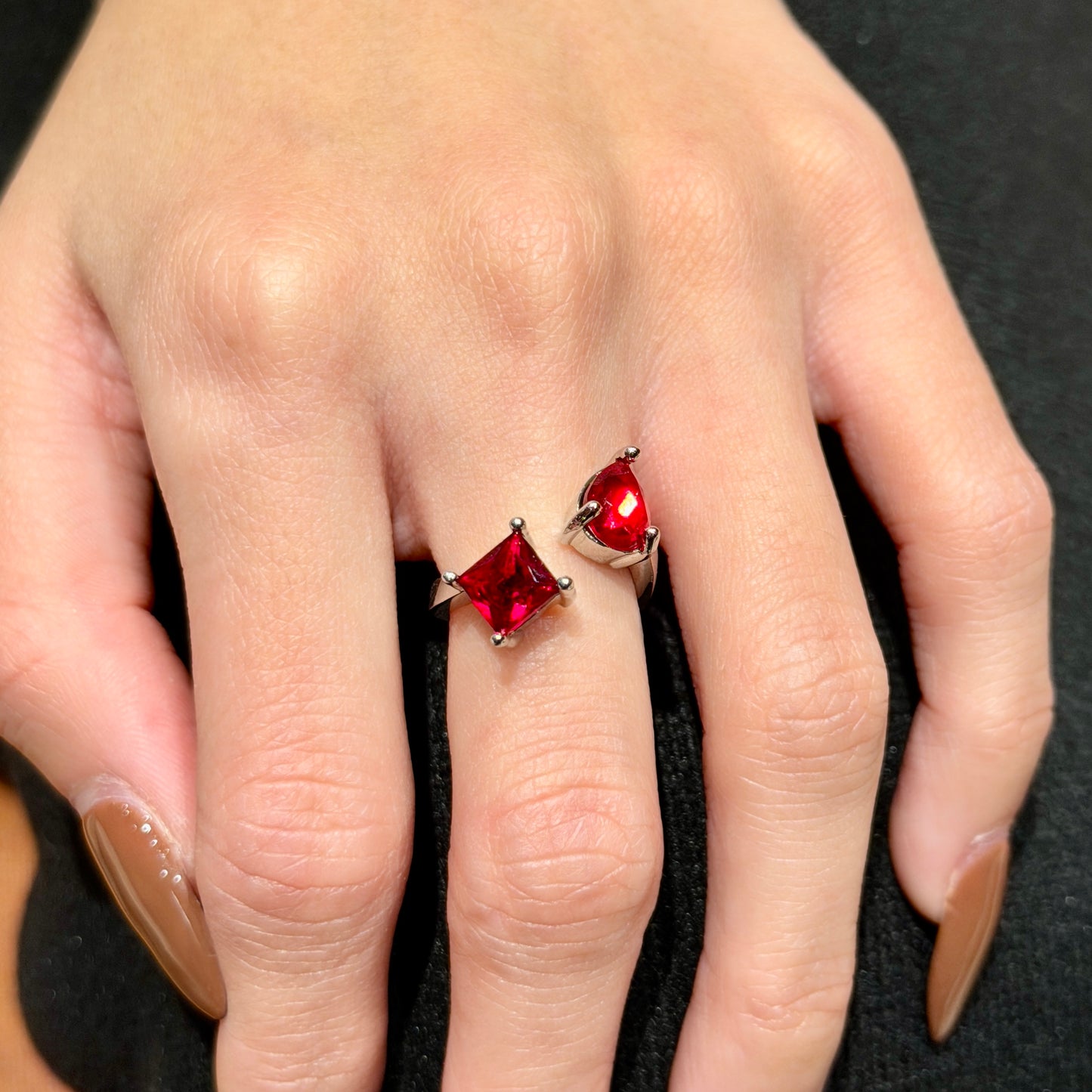 SCARLET DUET RING