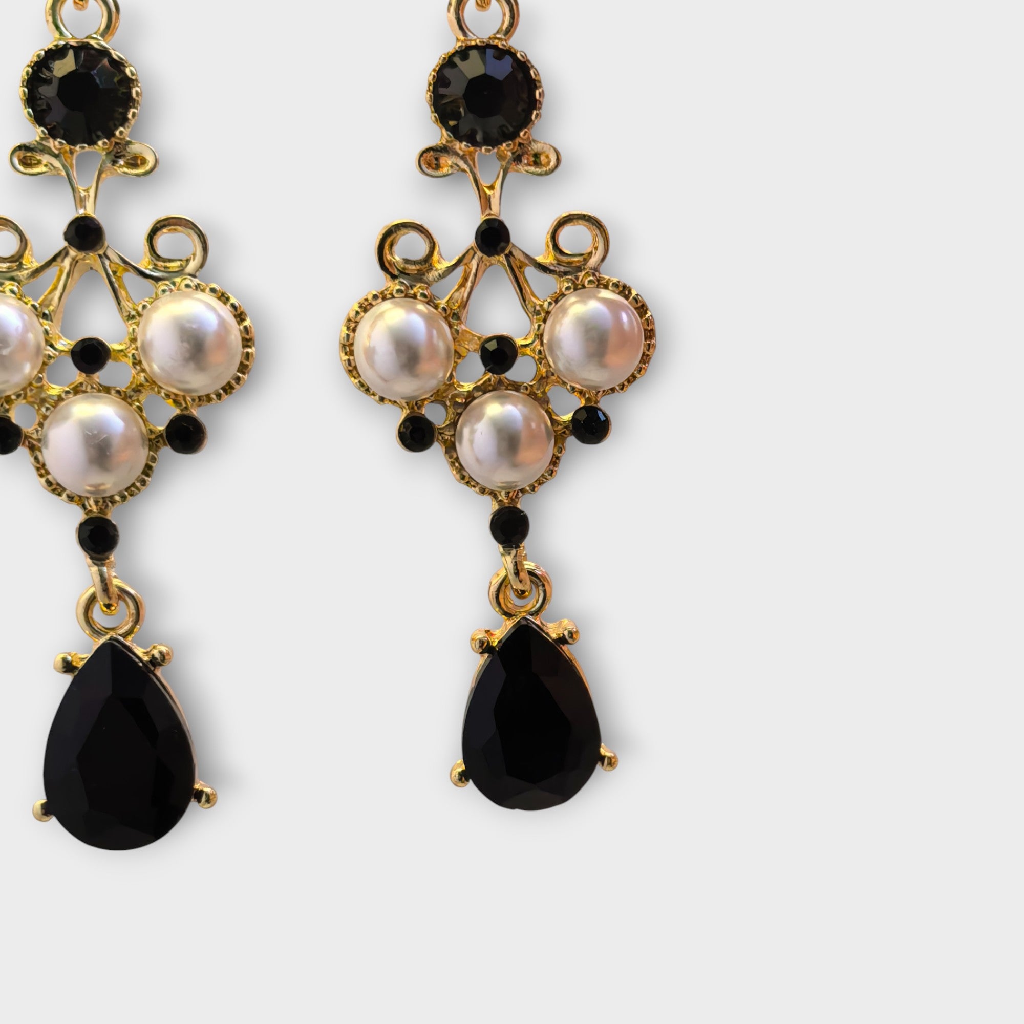 Midnight Pearl Drop Earrings